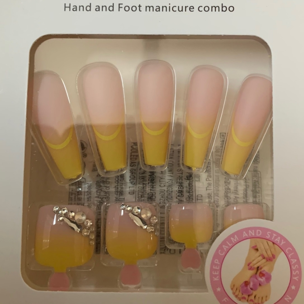 Pre Designed Nails
